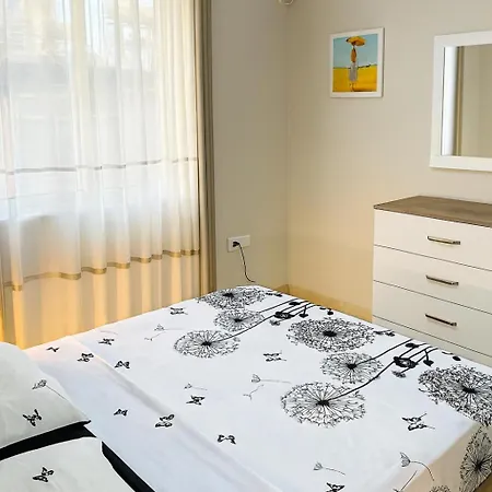 Albis 1 Tirana